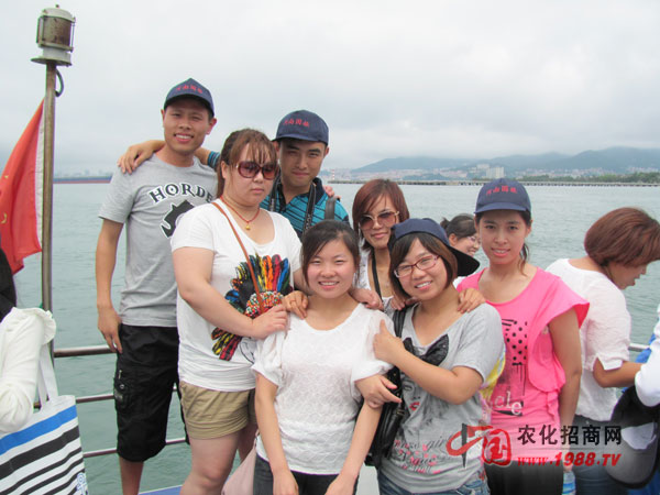 我們部門(mén)的美女帥哥們!