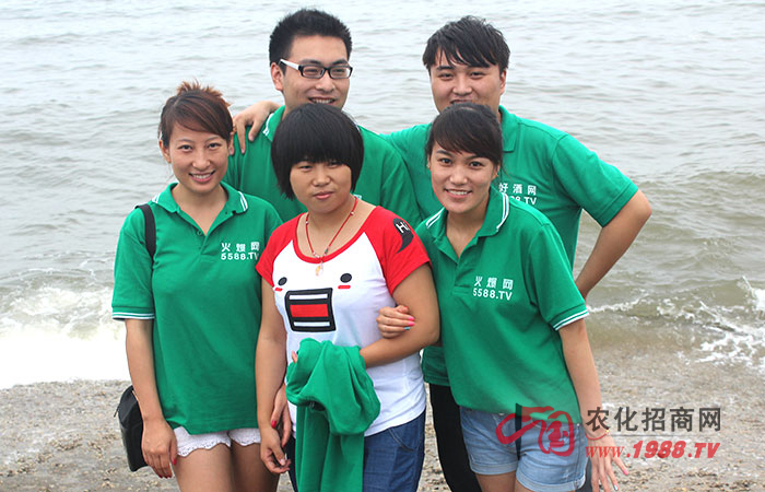 海邊自由活動