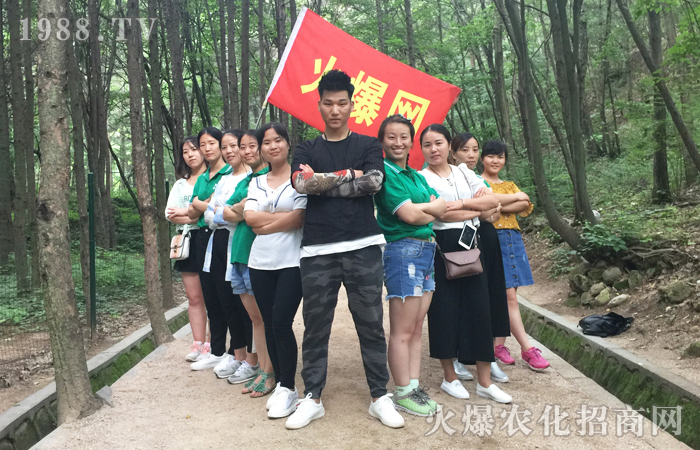 云來(lái)山更佳 云去山如畫(huà)