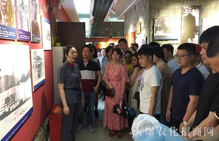 銘記歷史,致敬革命先烈