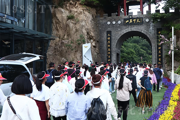 爬山-(21)